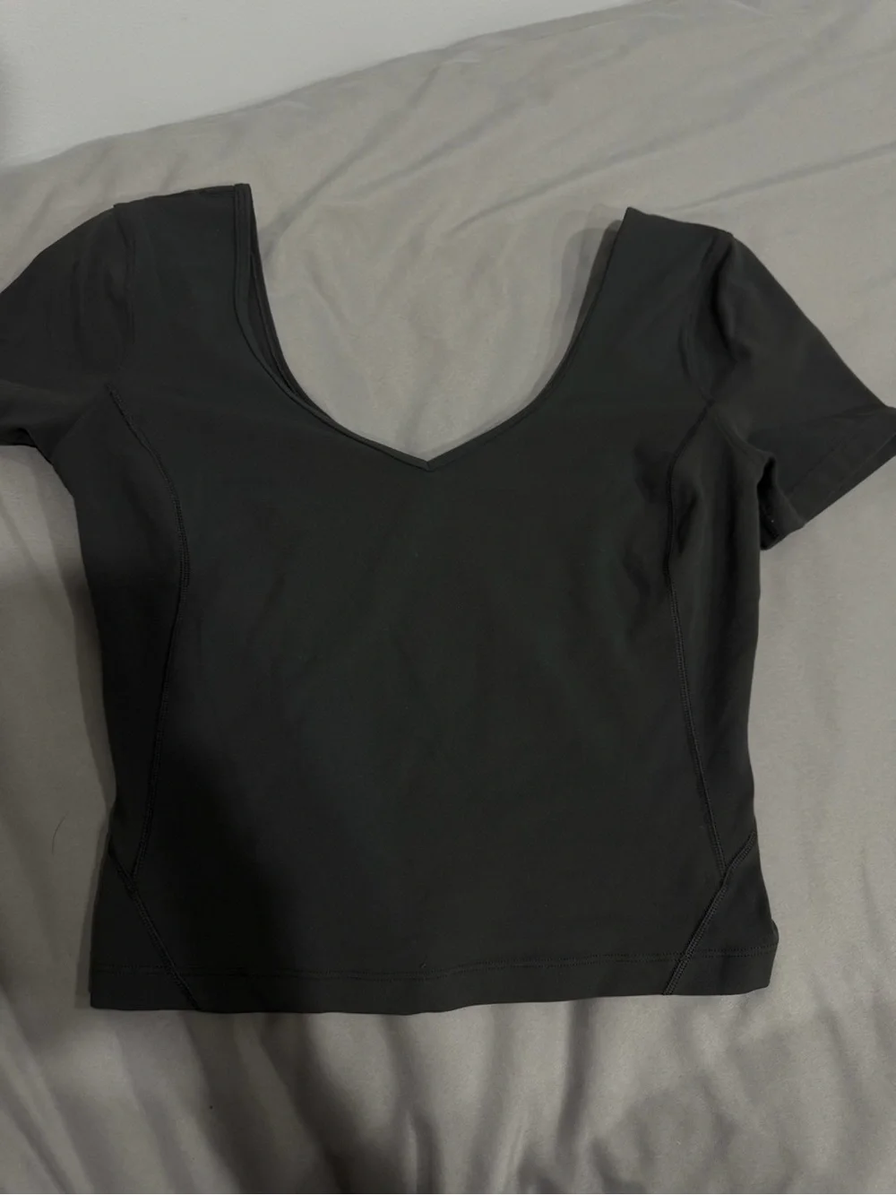 Lululemon Women’s Black Short Sleeve Scoop Neck Top